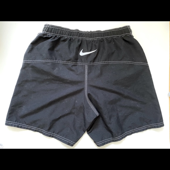 Nike short - Picture 2 of 2